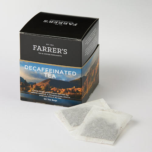 ティーバッグが入った紅茶のボックス。