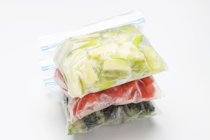 保存袋に入った冷凍食材