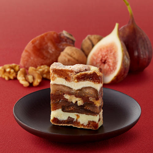 「京のこころを贈る洋菓子 一善や」干柿と胡桃と無花果のミルフィーユの外観
