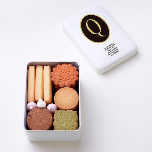 白い缶に入った黒船のGalerie Q(黒船クッキー缶)