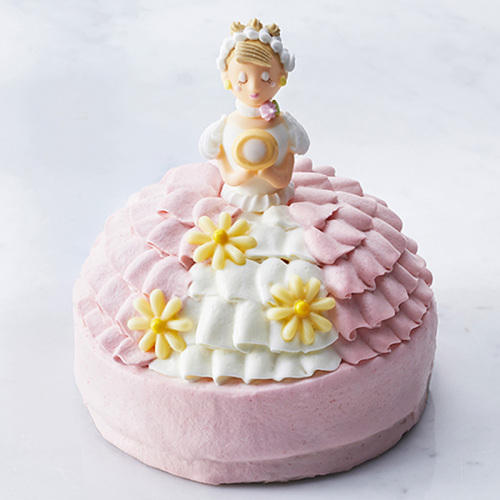 プリンセスの形をしたケーキ