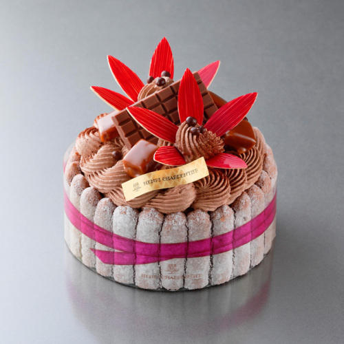 「アンリ・シャルパンティエ」の「ザ・チョコレートケーキ」