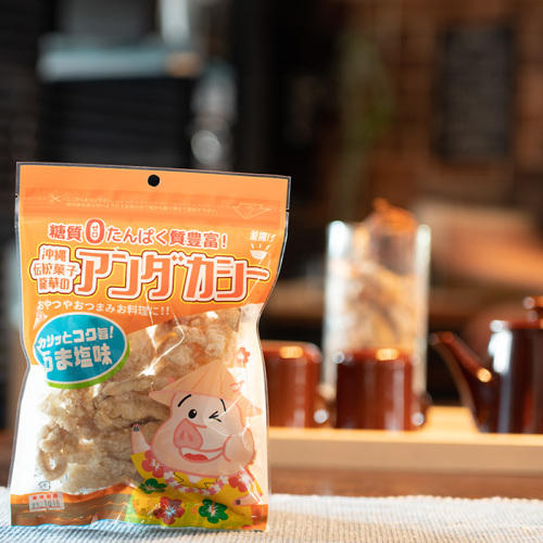 「龍華」の「アンダカシー うま塩味」が置かれている