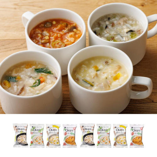 白いカップに入ったスープストックトーキョーの4種のOkayu