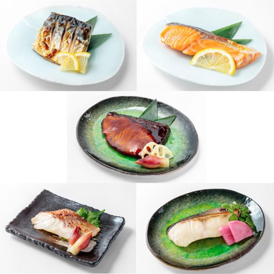 皿に盛り付けられた5種類の魚料理