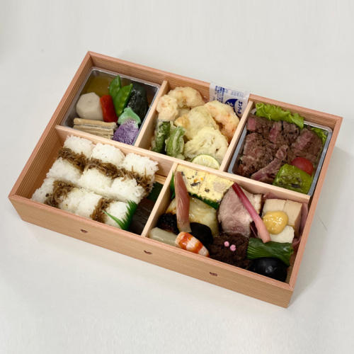「はり重」の「特製和風弁当」
