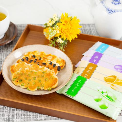 ベージュの皿にのった京煎堂の「まめあわせ」