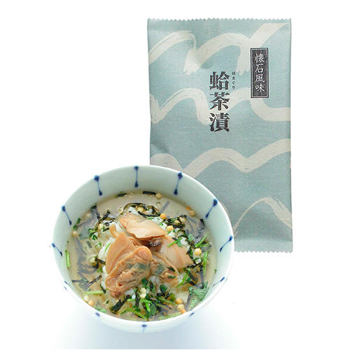 茶碗に盛られた「新橋玉木屋」蛤茶漬とパッケージ