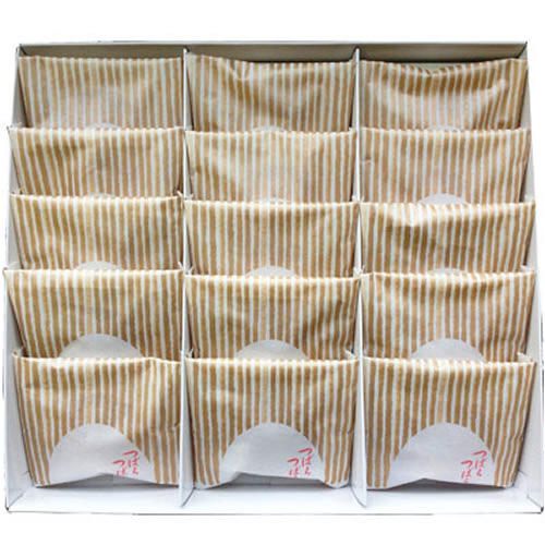 つばらつばらが詰め合わせになった箱