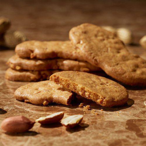 茶色の板の上にのったドレ・サブレ20個入り