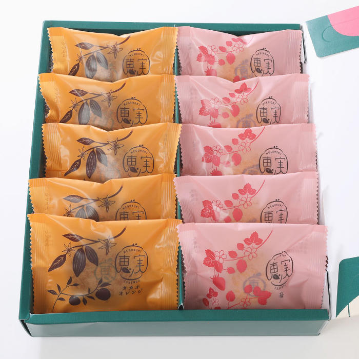ギフト箱入り「一心堂」の恵の実の和菓子