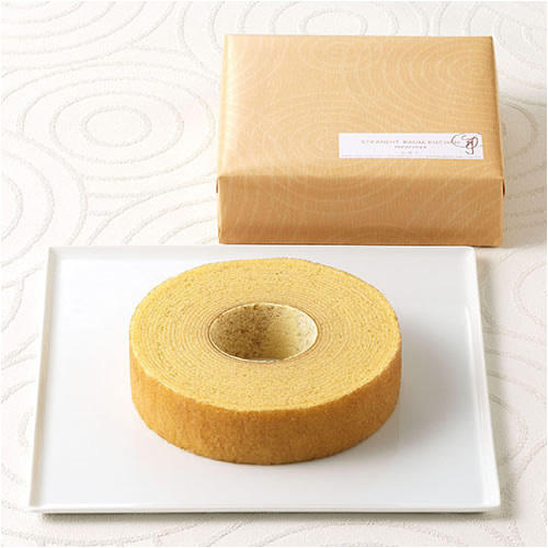 シンプルで上品なパッケージの「ねんりん家」の「ストレートバーム やわらか芽 YS」