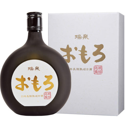 瑞泉酒造のおもろ21年の丸みのあるボトルと白い箱