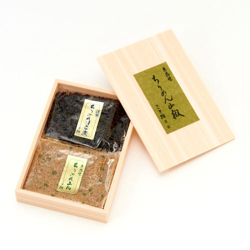 2種類を詰め合わせた「こと路」の「ちりめん・甘辛煮セット」