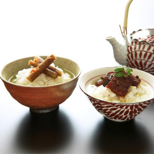 赤い茶碗に入ったの「近江今津 西友 西友のお茶漬詰合せ」