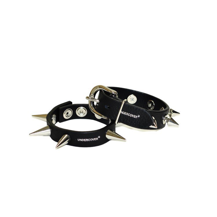 UNDER COVER 左から ¥28,600 / ¥30,800