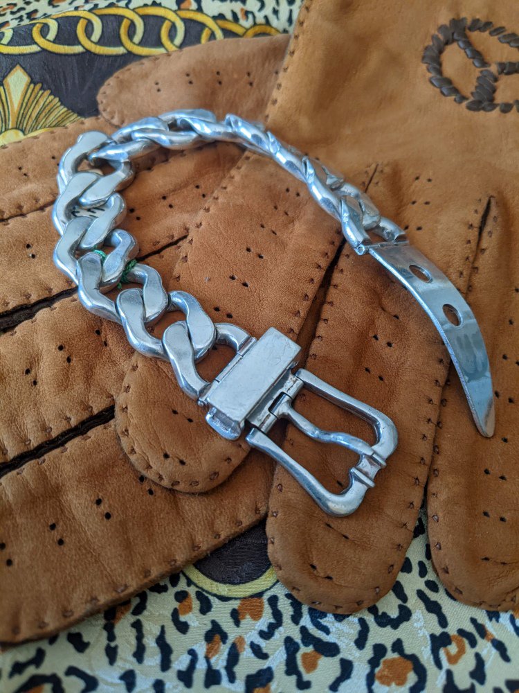 画像３　vintage silver bracelets  2025年9月　阪急メンズ東京 　.jpg