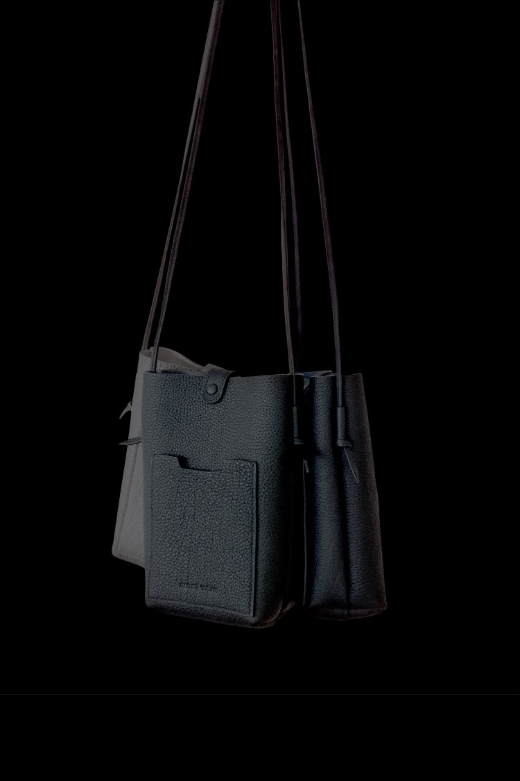 メゾンタクヤ阪急メンズ限定ミニブリーフバッグ メゾンタクヤ阪急メンズ限定ミニブリーフバッグ - メルカリ