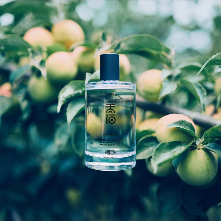 Liberta Perfume_Amanoume.jpg