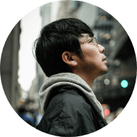 高根 俊之氏