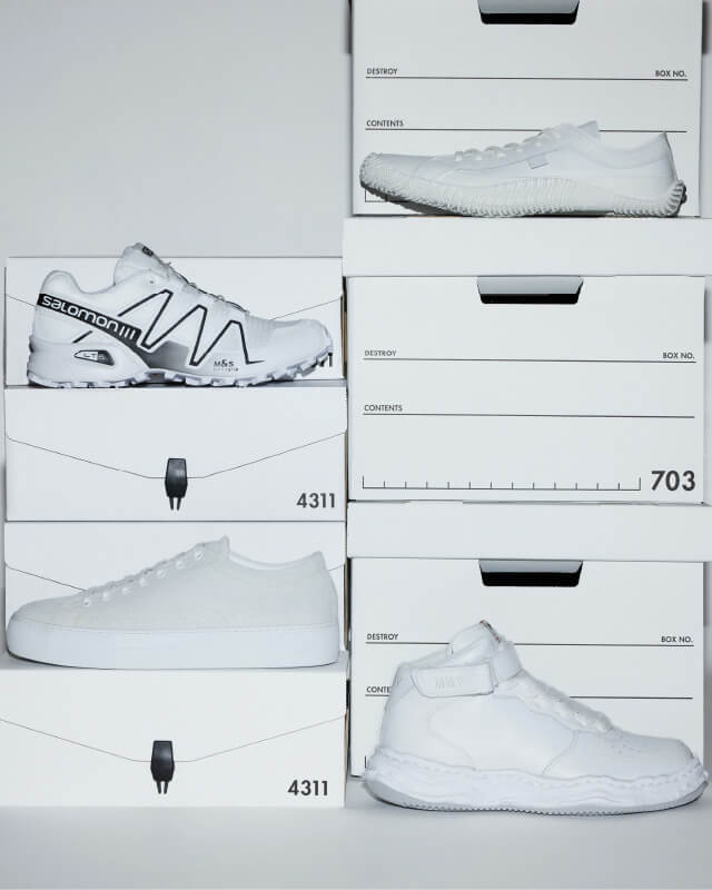 WHITE TONE