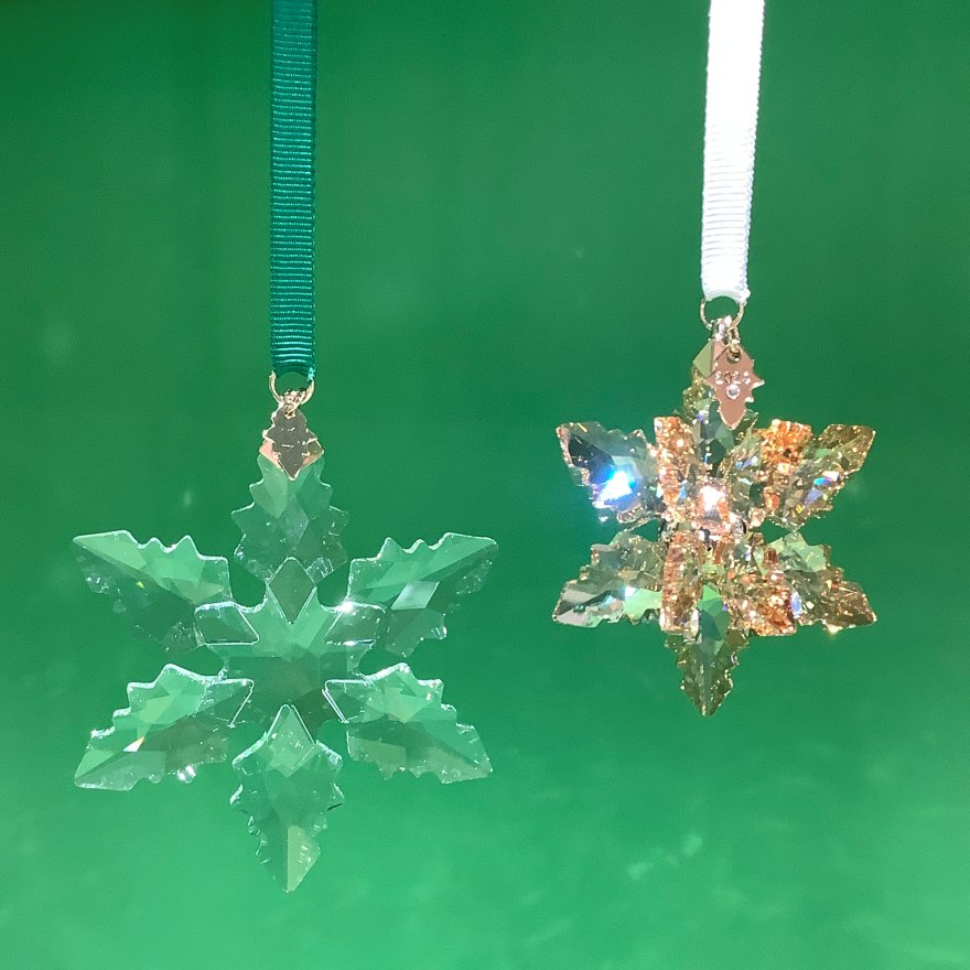 スワロフスキー」気分を盛り上げるクリスマスオーナメント｜阪神