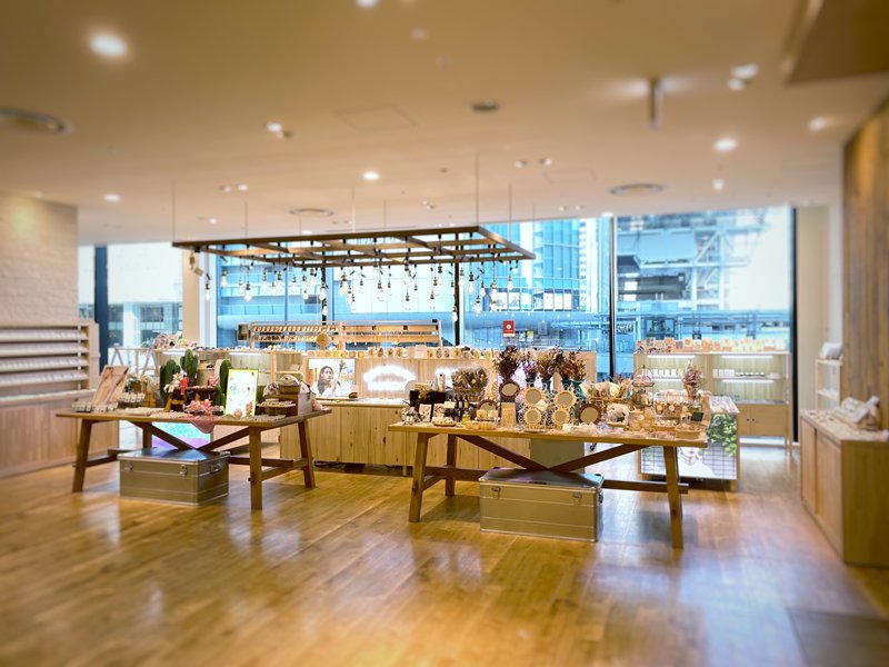コトモノマルシェ Renewal Open 初コラボレーション商品も登場 阪神百貨店よみもの 阪神オンラインショッピング 阪神百貨店公式通販 Hanshin Online