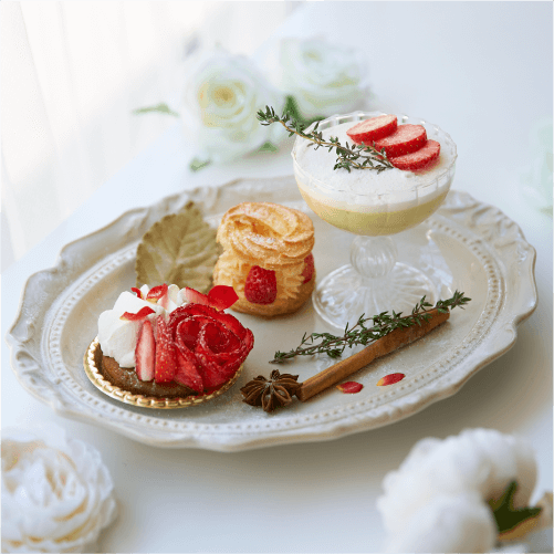 いちごアンバサダー<br>完全プロデュースの<br>｢iuen｣スイーツプレート
